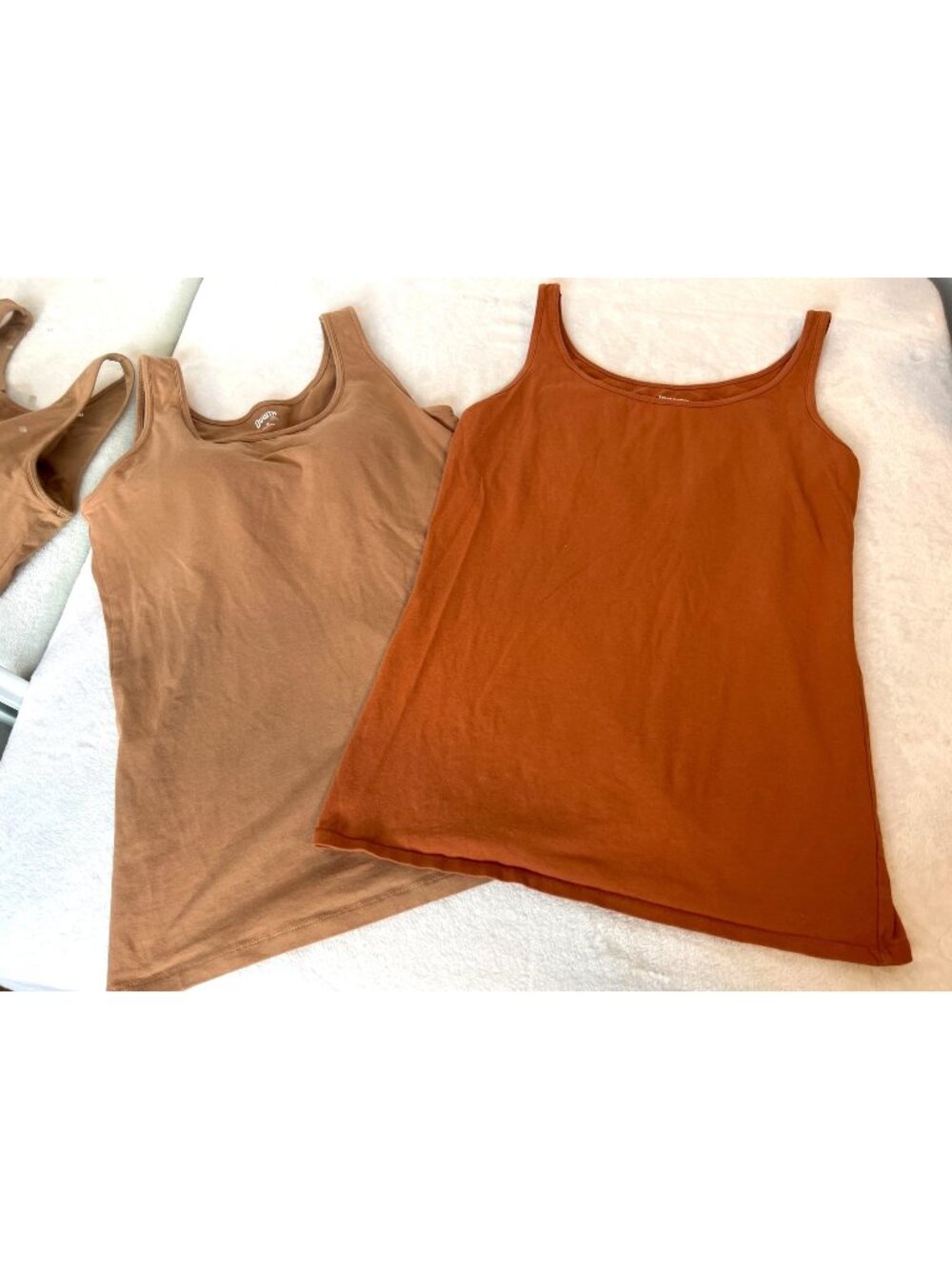 Lot 2 Duluth Trading Medium Woman's Tank Tops Brown Tan 1 w/Built in bra